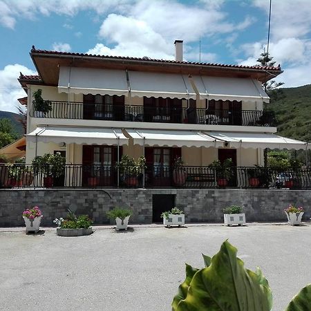 Toulatos Pantelis Apartment Poulata Ngoại thất bức ảnh