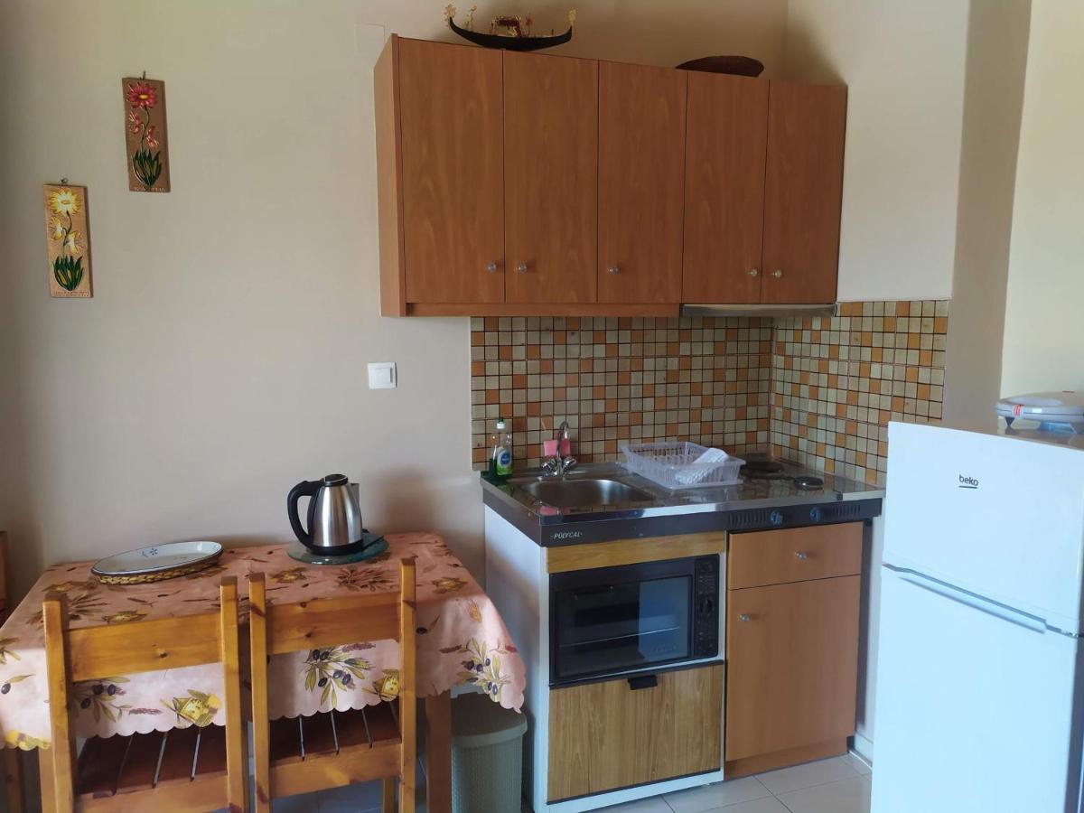Toulatos Pantelis Apartment Poulata Ngoại thất bức ảnh