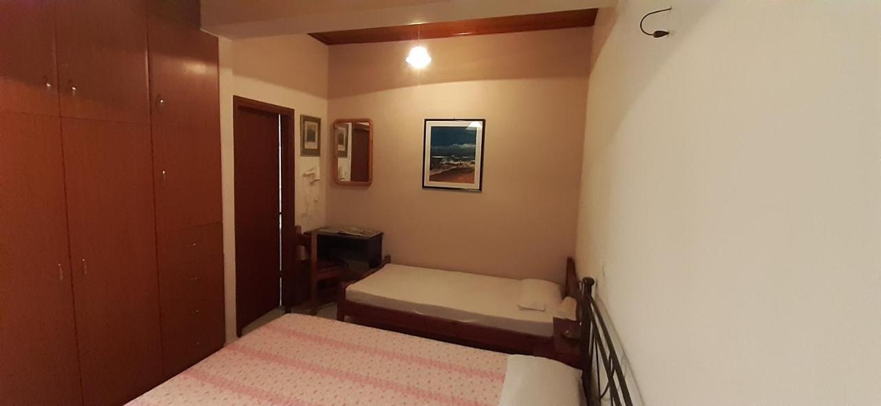 Toulatos Pantelis Apartment Poulata Ngoại thất bức ảnh
