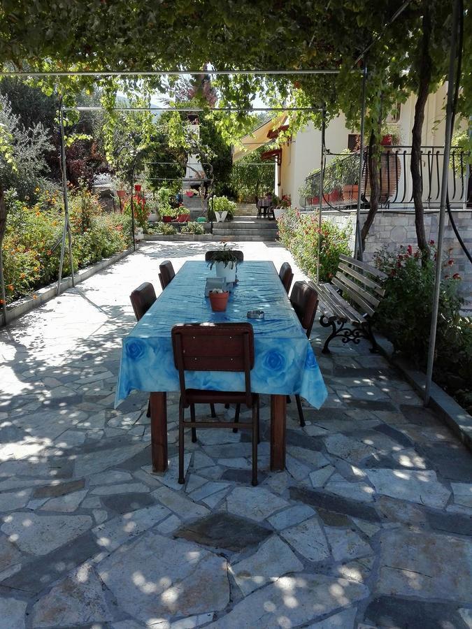 Toulatos Pantelis Apartment Poulata Ngoại thất bức ảnh