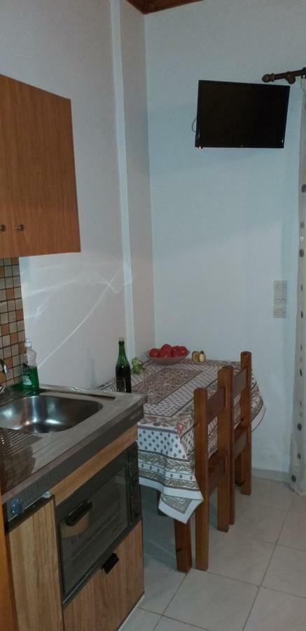 Toulatos Pantelis Apartment Poulata Ngoại thất bức ảnh